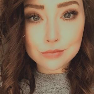 Meet your Posher, Mallory